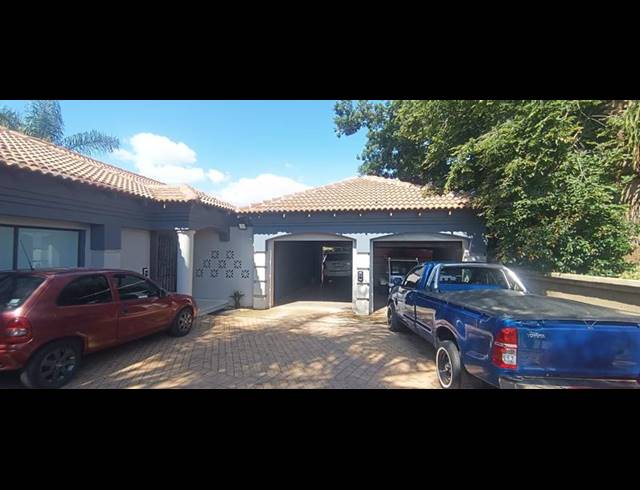 4 BEDROOM HOUSE FOR SALE IN BIRCH ACRES
